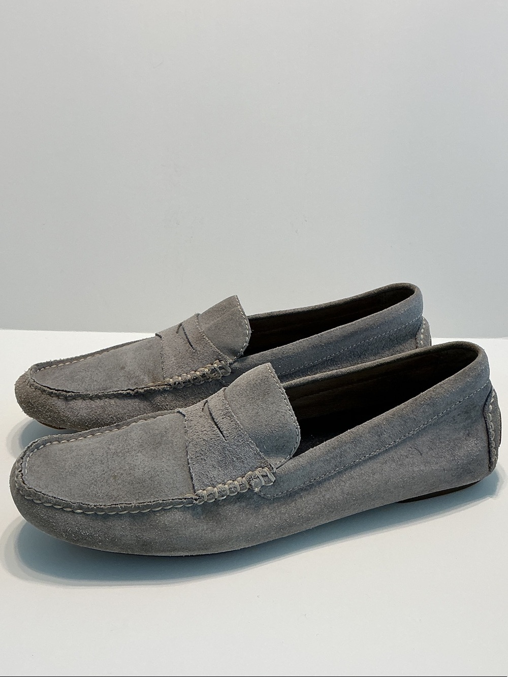 Donald Pliner Gray Suede Loafers Sz 10.5
